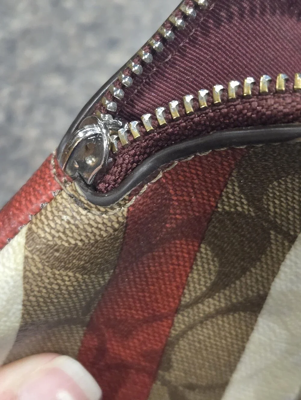 Coach Signature Stripe Zip Wallet Wristlet Brown Red Cream C1715